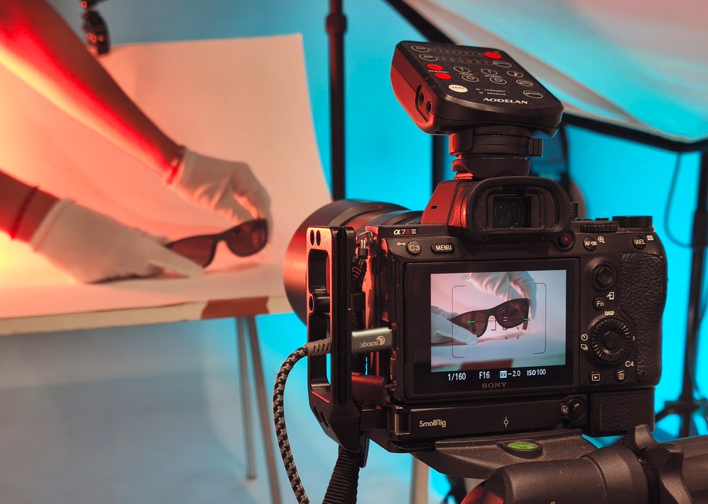 Retouche et validation des visuels en studio